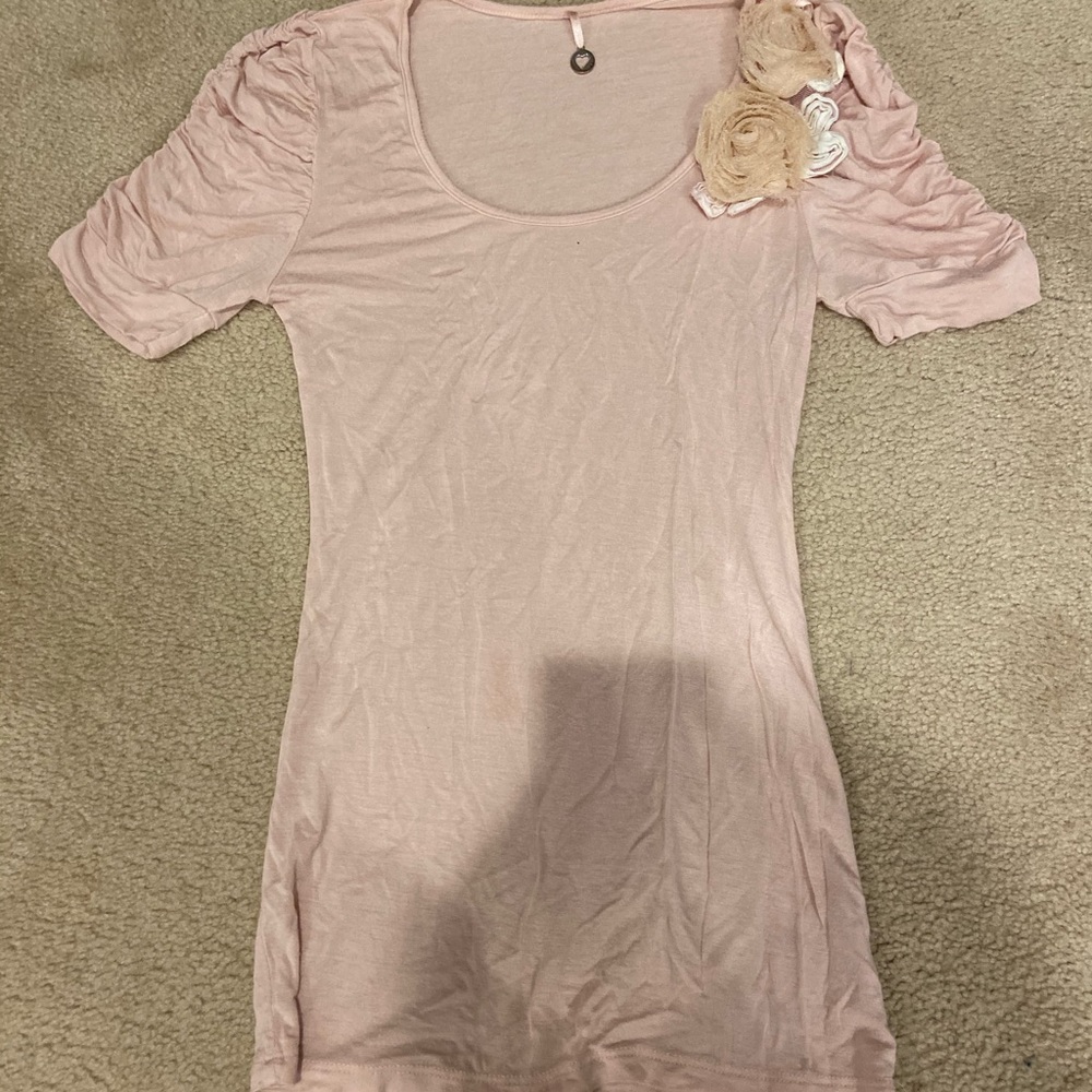 Pink tee